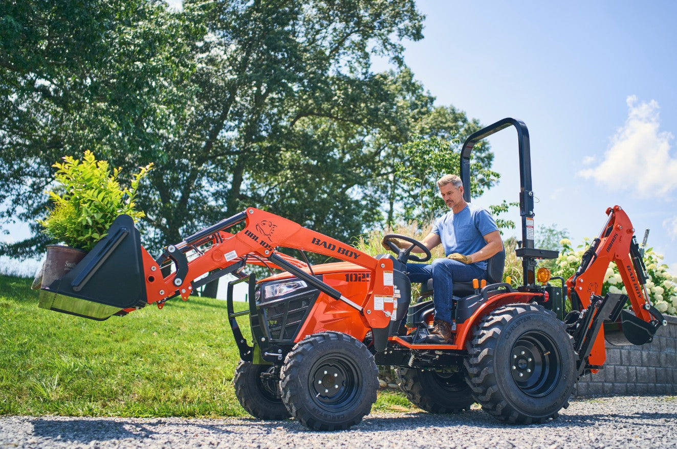 Bad Boy 1025HILB Tractor, Loader & Backhoe *CASH PRICE*