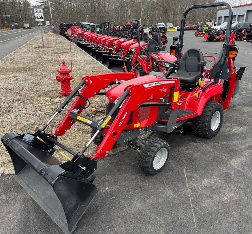 MASSEY FERGUSON 1GC.25B / SUB-COMPACT TRACTOR / 25 HP ISEKI DIESEL/ FL.1805 LOADER / BH2720 BACKHOE / 48" SSQA BUCKET
