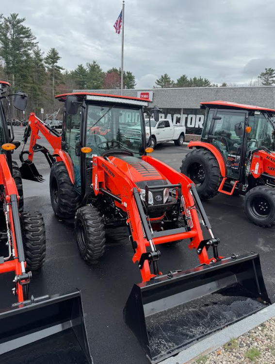 BAD BOY 4035CHILB HVAC COMPACT CABBED TRACTOR / 35 HP DIESEL / LOADER BBL400 / BACKHOE BBH400 / 62" SSQA BUCKET