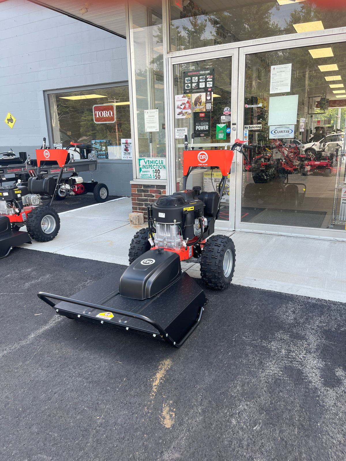 DR FIELD & BRUSH MOWER PRO XL30 27 HP BS V-Twin AT49030BEN