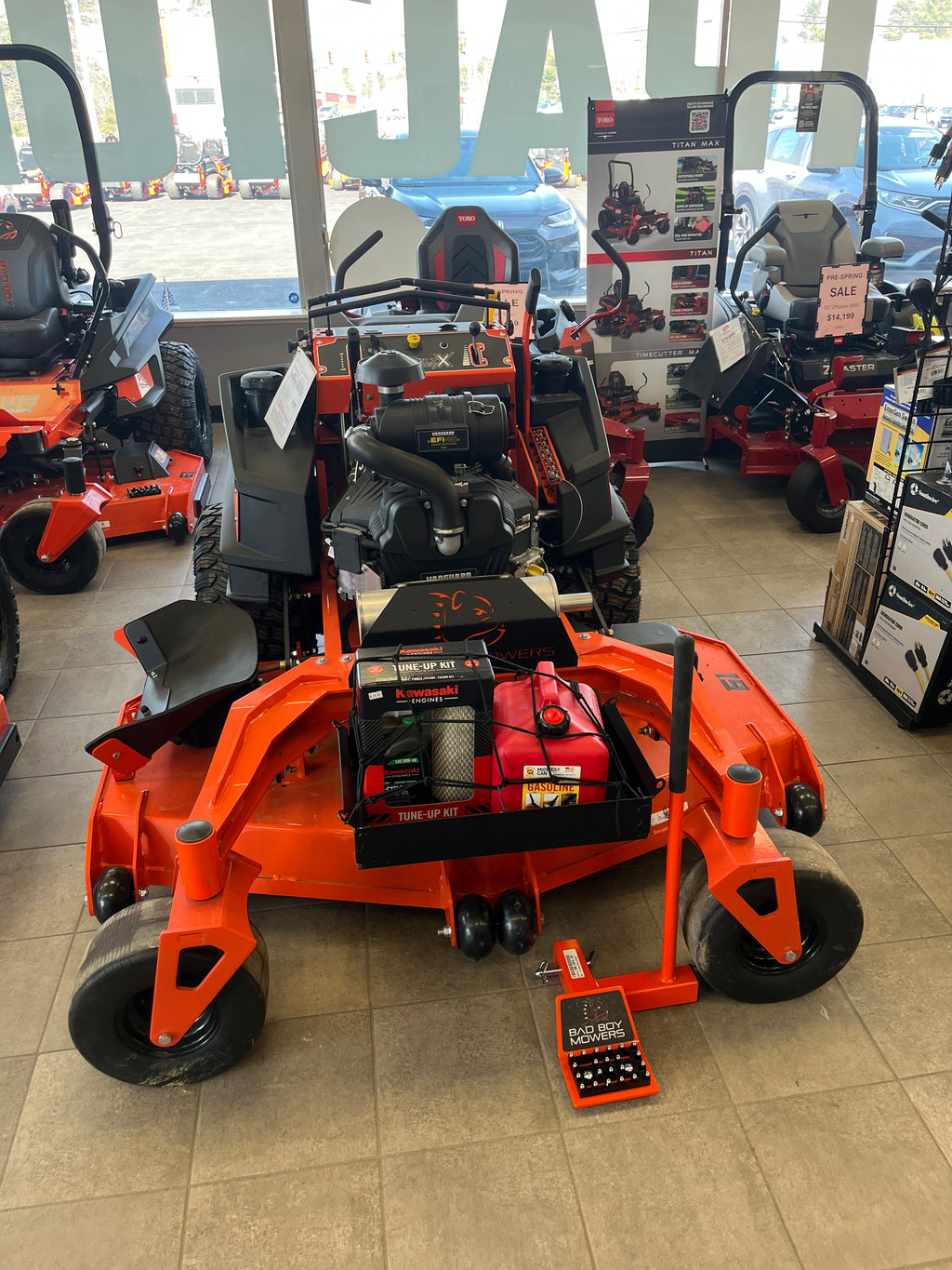 Patriot Tractor – Bad Boy Revolt X 61"" Vanguard EFI 40HP, 61" - 810cc, 28hp Air-Cooled EFI