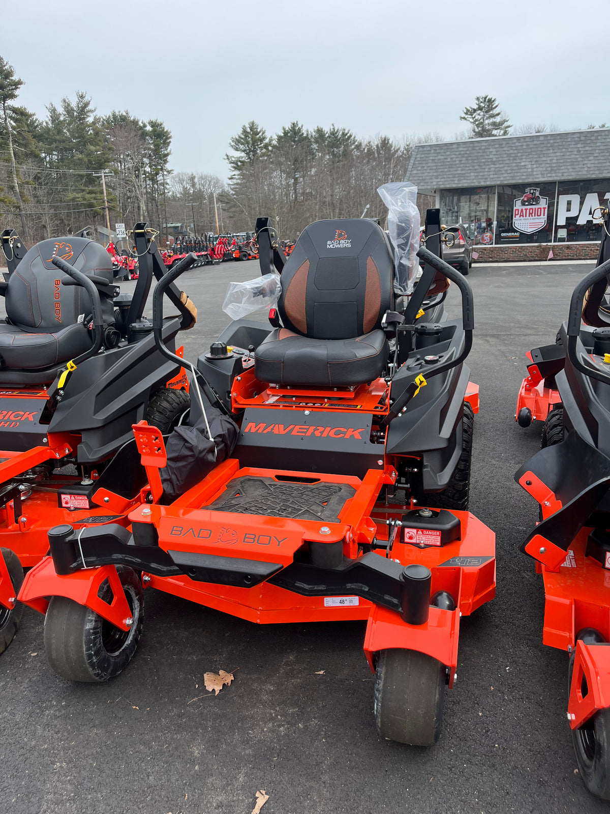 Patriot Tractor – Bad Boy Maverick 48" Kawasaki 726cc, 24hp Air-Cooled FS730V
