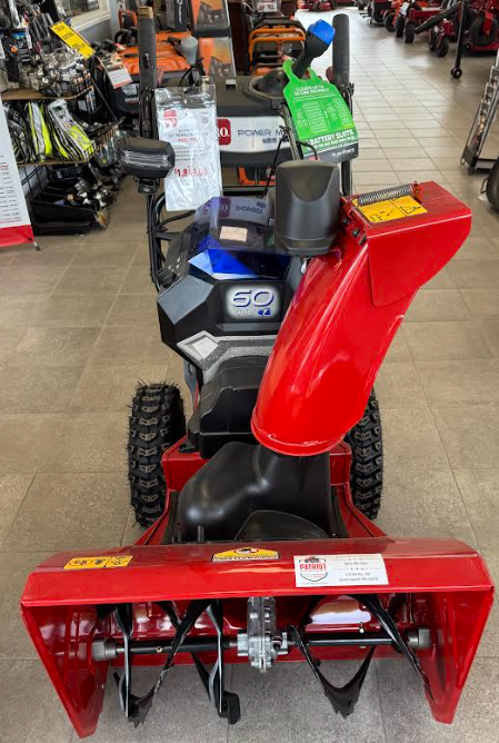 Toro Power Max® e26 60V* Two-Stage Snow Blower with (2) 7.5Ah Batteries and Charger (39926)