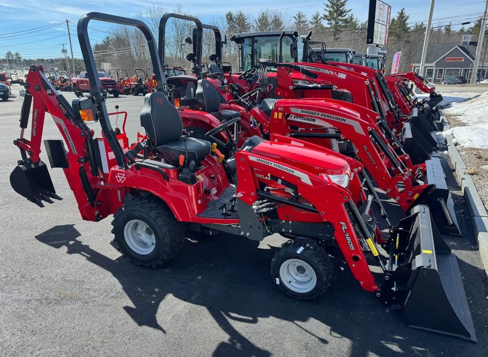 Patriot Tractor – Massey Ferguson MF1GC.23B Sub-Compact Tractor Package – Loader & Backhoe