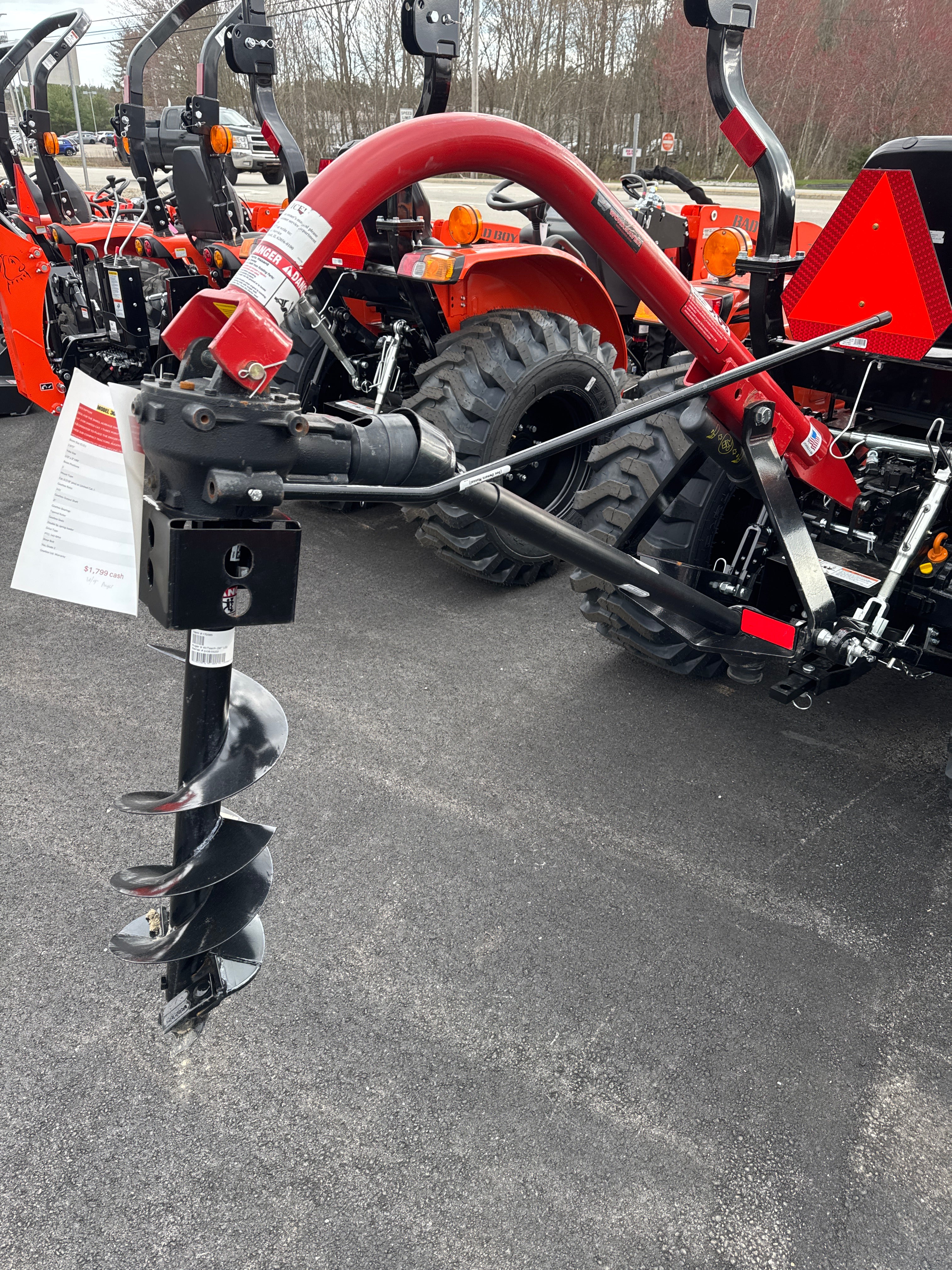 Worksaver 300 post hole drill, 3 point hitch, 9”x36” auger